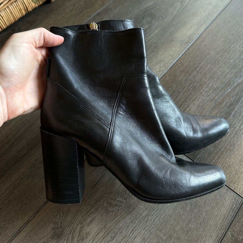 GRIGIARANCIO Heeled Leather Ankle Boots
